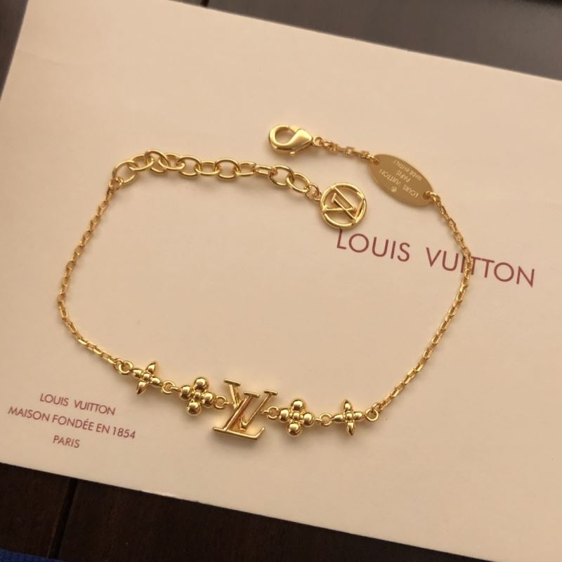 Louis Vuitton Necklaces